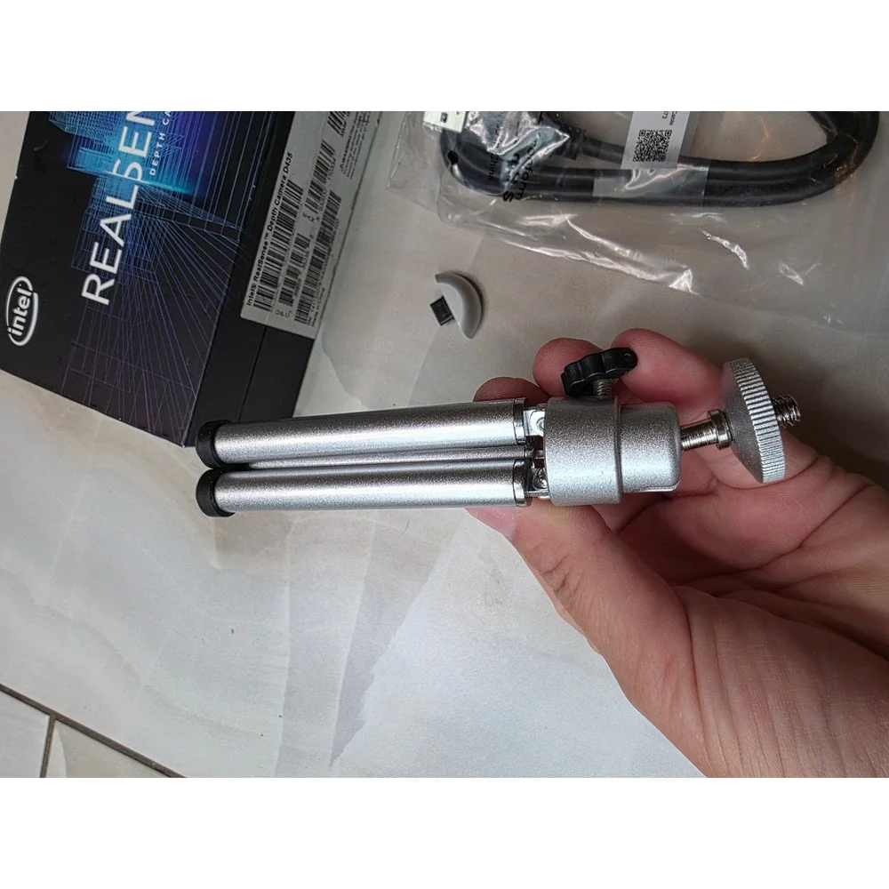 Intel RealSense Depth Camera D435 Accessories USB-C Cable Mini Tripod Box‎ W1